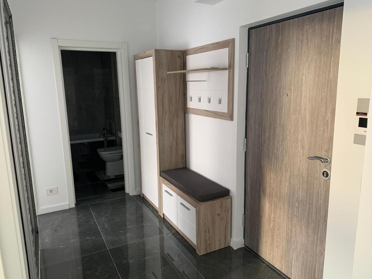 Apartament 2 Camere Prima Nufaru Орадя Экстерьер фото